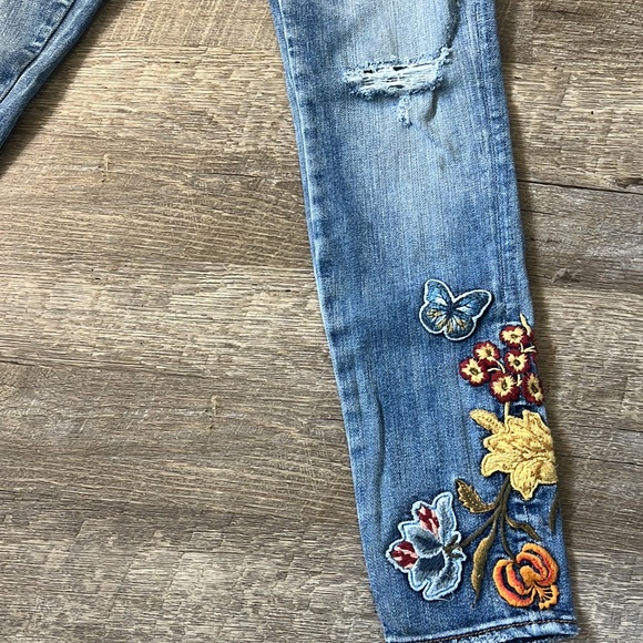 Driftwood Marilyn Boho Embroidered Floral Medium Wash Jeans Size 26 - Picture 4 of 6